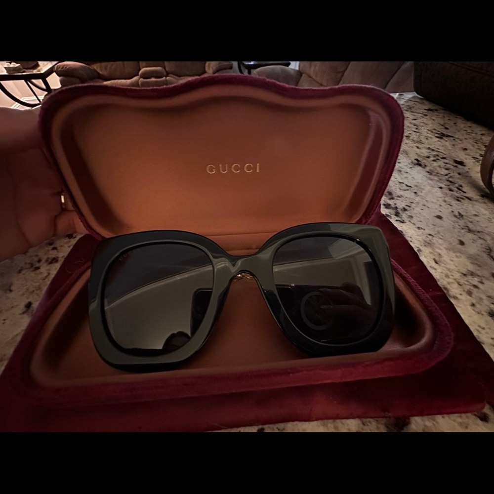 Looking for these items - Picture 4 of 6